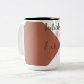 未来を吸い上げ、過去を追い払う |マモダング ツートーンマグカップ (正面左)