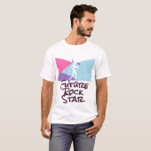 未来的なシンガー・パフォーマンス・アート Tシャツ (正面フル)