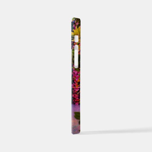 未来的な iPhoneケース (左側面)