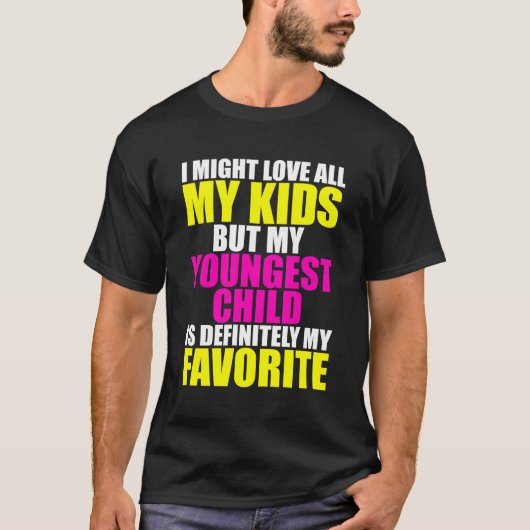 末っ子は親お気に入りのおもしろいCお気に入りの Tシャツ (正面)