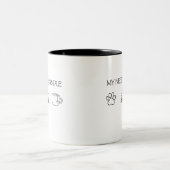 本いっぱいの猫の贈り物 – 私のニーズはシンプルMug ツートーンマグカップ (中央)