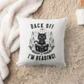 本おもしろい好きの人が私の元に戻読る クッション (ブランケット)