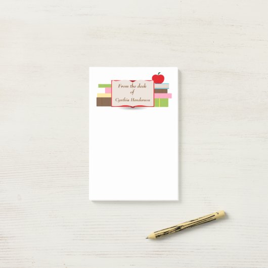 本およびApple ポストイット (デスク上)