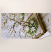 本から育つ花の木 ビーチタオル (正面)