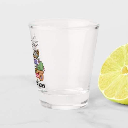 本が多過ぎるようなことは無い ショットグラス (右)