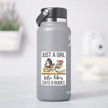 本と猫が好きな女の子