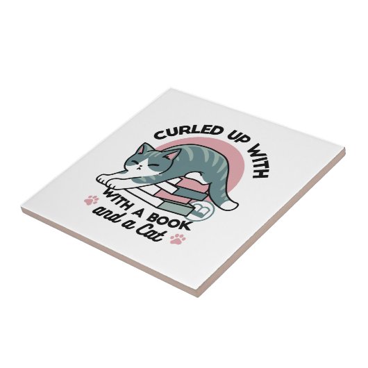 本と猫で丸まる – 居心地の良い猫読の タイル (側面)