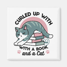 本と猫で丸まる – 居心地の良い猫読の マグネット
