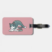 本と猫で丸まる – 居心地の良い猫読の ラゲッジタグ (裏面横)