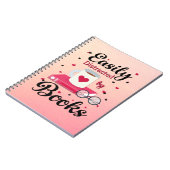 本に気を取られる ノートブック (左側)