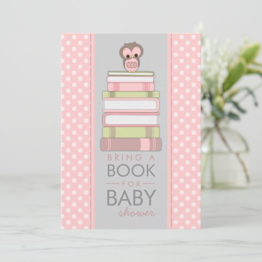 本に甘い女の子のフクロウのベビーシャワーの招待状を持って来て下さい 招待状 (スタンド正面)