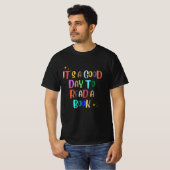 本に良い日だ読よ- Book Lover Tee Tシャツ (正面フル)