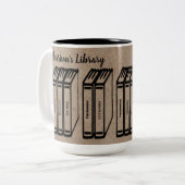 本のパーソナライズされたタイトルライブラリ ツートーンマグカップ (正面左)