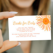 本のベビーのための本は本の太陽の赤ちゃんシャワーをもたらす エンクロージャーカード