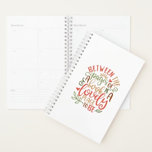 本のページ間のアイディア プランナー手帳 (ディスプレー)