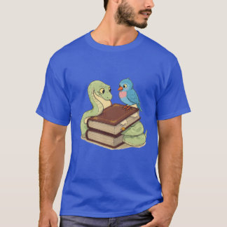 本の上の賢いヘビと鳥 楽しい Tシャツ