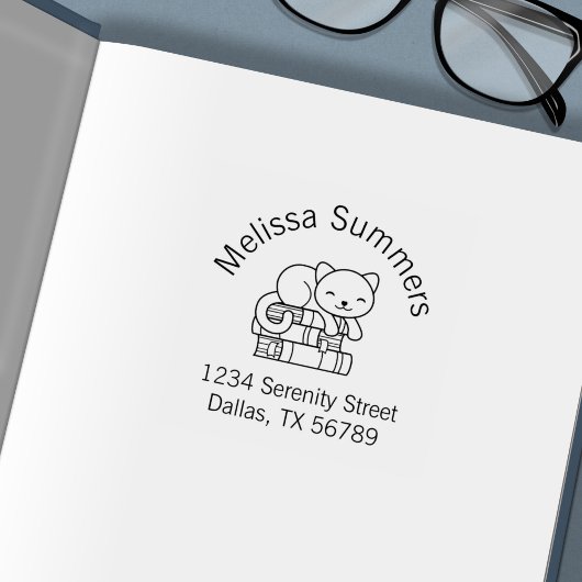 本の山の上の幸せな猫 住所 セルフインキングスタンプ