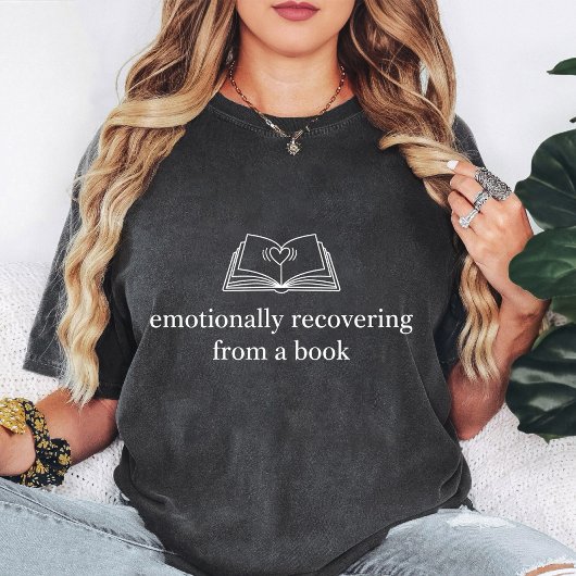 本の恋愛依存症からの回復中の読者 Tシャツ