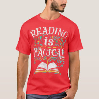 本の本読虫の魔法の本愛好家Te Tシャツ