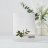 本の植物の文学のシックでミニマルな山 ポストカード (スタンド正面)