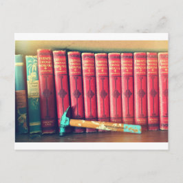 本はハンマーよりも強い ポストカード