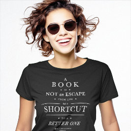 本は人生の近道 Tシャツ
