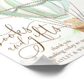 本やギフトを待つ赤ちゃんシャワー ポスター (角)