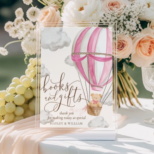 本やギフトを待つ赤ちゃんシャワー ポスター