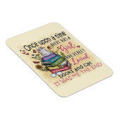 本や猫が大好きな女の子 マグネット (右側)