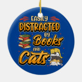 本や猫に気を取られやすいブックワーム本 セラミックオーナメント (裏面)
