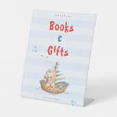 本や贈り物が男の子のシャワーを浴びる 台座サイン (正面)