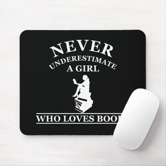 本を愛する女の子を決して過小評価しない マウスパッド (マウス)