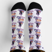 本を積み重ねたカボチャの黒猫 ソックス (上部)