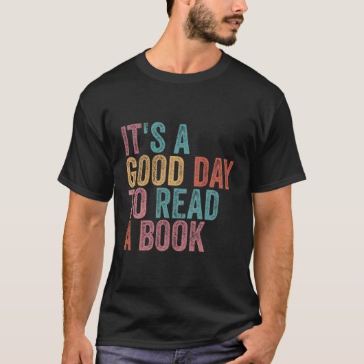 本を読む日読だ Tシャツ (正面)