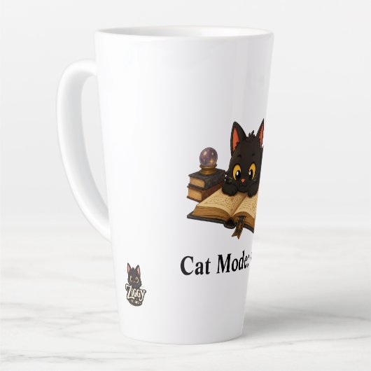 本を読む黒猫のジギー カフェラテマグ (左アングル)