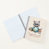 「本を通して世界を探索」かわいい子猫 ノートブック (内部)