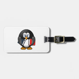 本を運んでいるペンギン ラゲッジタグ