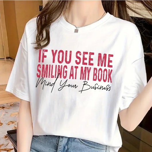 本好きな女性のためのユーモアたっぷりの名言プリントTシャツ 読書好きな彼女に Tシャツ