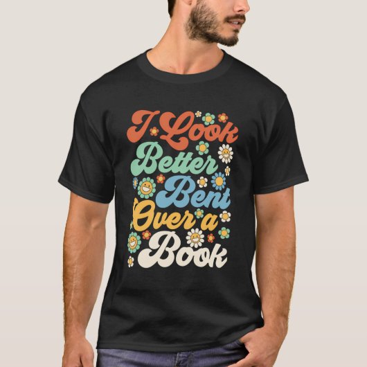 本好きの方が腰が曲ったおもしろいように見える Tシャツ (正面)