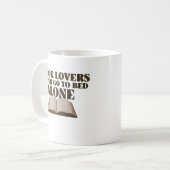 本好きは決して独りで寝ない コーヒーマグカップ (正面左)