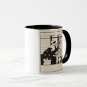 本屋の女性、「イエローブック」coのためのデザイン マグカップ (正面右)