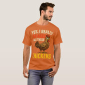 本当に必要なの? 鶏だらけの牧場がやってきた Tシャツ (正面フル)