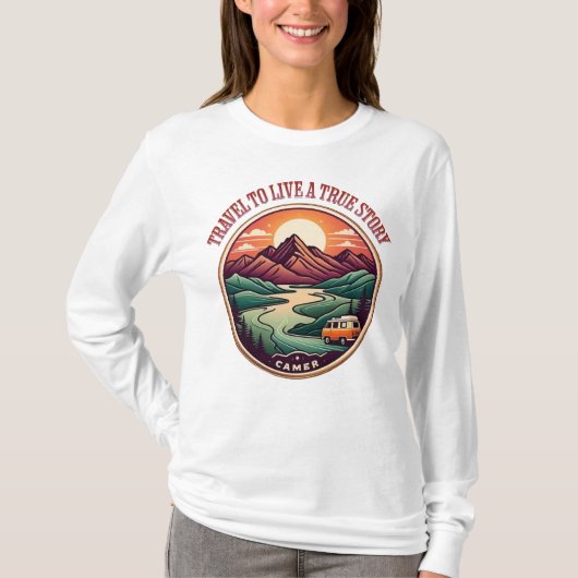 本当の旅のストーリーTシャツ - 偽りの旅にご用心 バッジ Tシャツ (正面)
