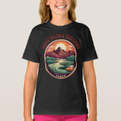 本当の旅のストーリーTシャツ - 偽りの旅はもうやめ Tシャツ (正面)