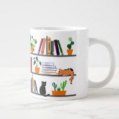 本棚に寝かせる猫、猫本、植物ギフト ジャンボコーヒーマグカップ (右)