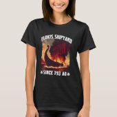 本物のバイキングにぴったりなヴァイキング・ラングブートとフロキスの造船所 Tシャツ (正面)