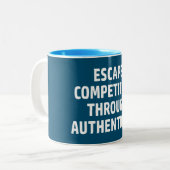 本物を通じて競争から逃れる ツートーンマグカップ (正面左)