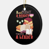 本読の今日は読者の明日はリーダー セラミックオーナメント (左)