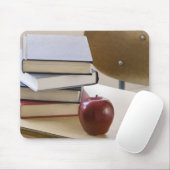 本、リンゴ、学校の机のスタック マウスパッド (マウス)