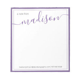 机からパーソナライズされたの白い紫色の名前 ノートパッド